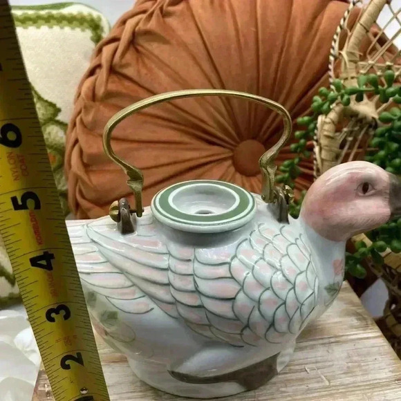 Vintage Novelty Painted Duck Teapot - Picture 7 of 7